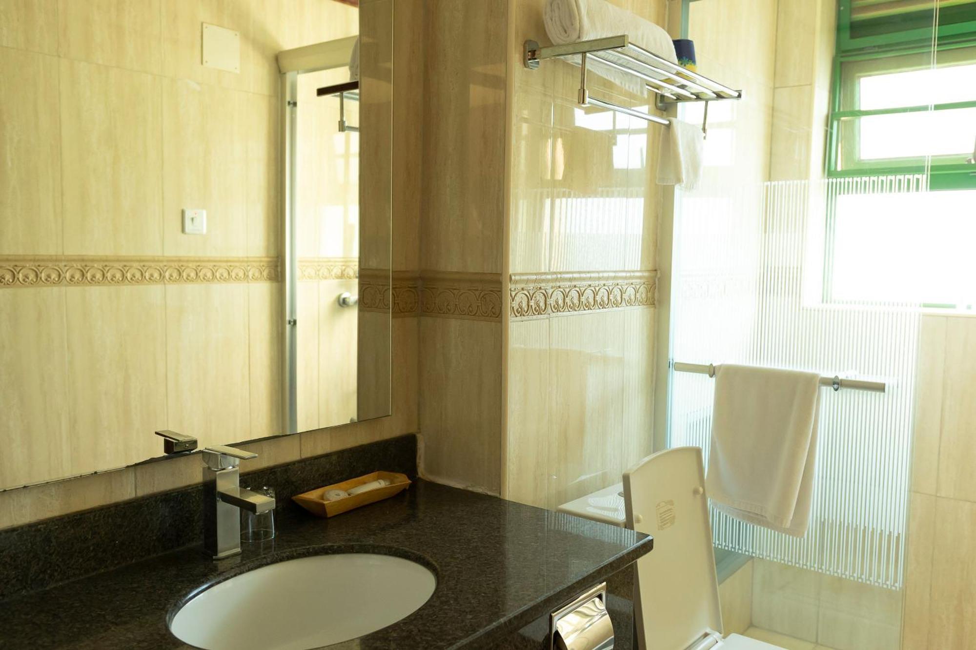 Highlands Suites Hotel And Apartments Kigali Exteriér fotografie